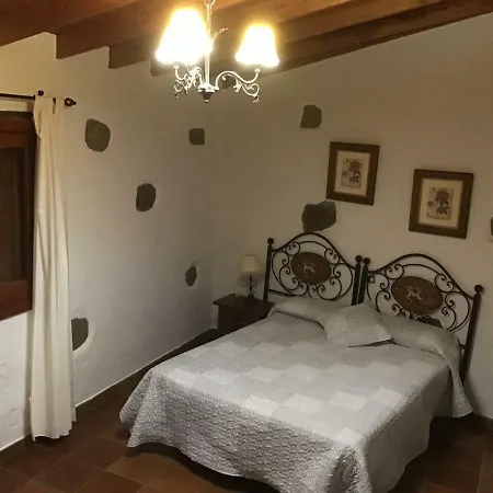 Casa Rural Del Pino * Tejeda